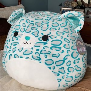 JUMBO SQUISHMALLOW